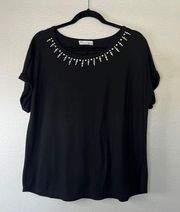 EUC 89th and Madison Short Sleeve Bedazzled Top sz XL