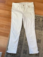 Size 6 White Cropped Jeans