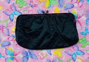 BLACK BEADED KISS LOCK HOLIDAY CLUTCH BAG