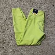 Old Navy  neon yellow 7/8 lenght powersoft leggings size medium