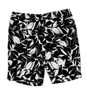 Mario Serrano Italy Shorts Bermuda Black & White Leaf Print Flat Front Size 4