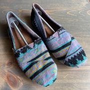 Toms  Womens Comfort Flat Shoes Multicolor Fabric Slip On Knit Southwestern 8.5