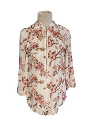 UK2LA white floral top size small