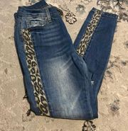 NWT Easel Jeans