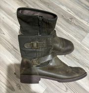 Olive Green, Ankle Bootie, leather, 8.5, Brass Hardware, side zip