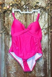 Cute hot pink suit really like this one size 4X