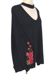 Moa Moa Rose Embroidered Choker V-Neck Blouse Black Red Size 2X