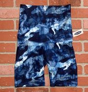 NWT maternity blue camo full belly panel biker shorts