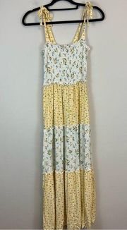 bebop | Yellow and White Tiered Floral Maxi Dress Size Medium