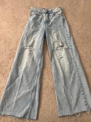 Light Wash High Waisted Jeans 