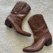 Guess by Marciano GW2Punk pointy toed leather cowboy boots, brown size 8.5M