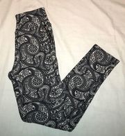 Paisley Printed High Waisted Pants