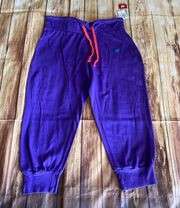 Women’s Purple Lose Fit Capri Pants Sz Medium