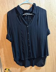 Lulus Lulu’s Black Button Down Top Size Medium