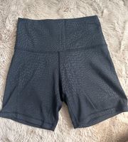 Align Shorts 6”