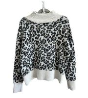 Ann Taylor Loft Women’s Large White Cheetah Print Long Sleeve Pull Over Sweater