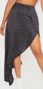 PRETTYLITTLETHING Petite Black and White Polka Dot Satin Asymmetric Skirt Size 0