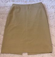 STRETCH skirt in size 6