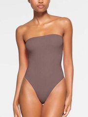 Skims Fits Everybody Strapless Bodysuit