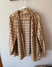 Square Line Fall Button Up