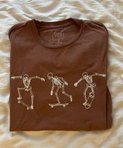 Tilly’s Skeleton Skate Brown tee