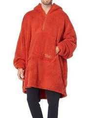 NWT Comfy Teddy Bear Quarter-Zip Wearable Blanket