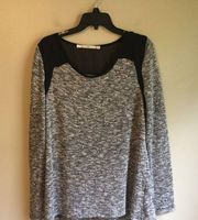 Gibson large grey long sleeved top