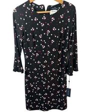 NWT Tommy Hilfiger tulip sleeve dress perfect for the office or party. sz 4