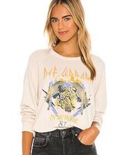 Daydreamer Def Leppard On the Prowl Varsity Crew Neck Sweatshirt Size Small