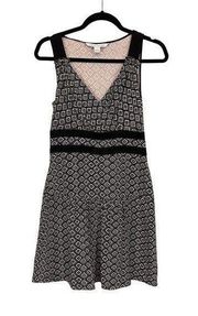 Diane Von Furstenberg Women's Geometric Eugenia Short Pleated Dress Black Size 4