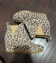 Tom leopard booties