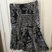 LADIES American living lined skirt medium