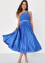 Alluring Marvel Royal Blue Pleated Satin One-Shoulder Midi Dress