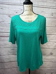 Croft & Barrow 1592- large green t shirt 
20 inches pit to pit 
26 inches long