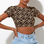 Tindy Crop Top in Patchwork Daisy Brown Short Sleeve