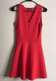 Dee Elle red scalloped neckline textured dress size small