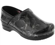 Sanita Professional Smart Step Collection Solaris Patent Leather Nursing Clog