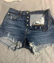 Levi’s Shorts High-Waisted