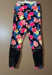 PINK - Victoria's Secret Victoria’s Secret pink ultimate floral leggings with mesh medium