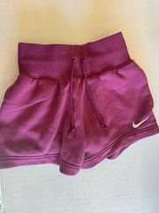 sportswear phoenix fleece shorts