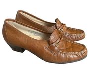 Hush Puppies Vintage Heeled Loafers Brown Leather Gold Buckle Womens 9