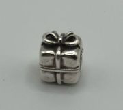 Pandora 925 charm gift box