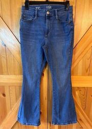 A.N.A. Jeans Size 6P Flare Leg High Rise Medium Wash Stretch Modern Womens (2124