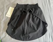 NWT  Hotty Hot HR Skirt Skort Long Black Light Weight Size 4 Womens