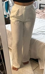 pleated white pants