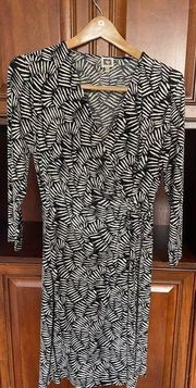 Printed Side Tie Pleat Wrap Dress