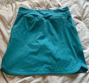 Like new: Lands End blue skort size 6