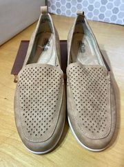 Cliffs by White Mountain Prisha Tan Slip On Comfort Loafers, Size 11M