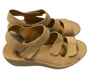 Clarks Reedly Juno Sandal Nubuck Triple Strap Comfort Wedge Sz 7.5 Taupe Beige