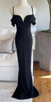 Revolve Nookie Cold Shoulder Pretty Woman Gown Black Gown